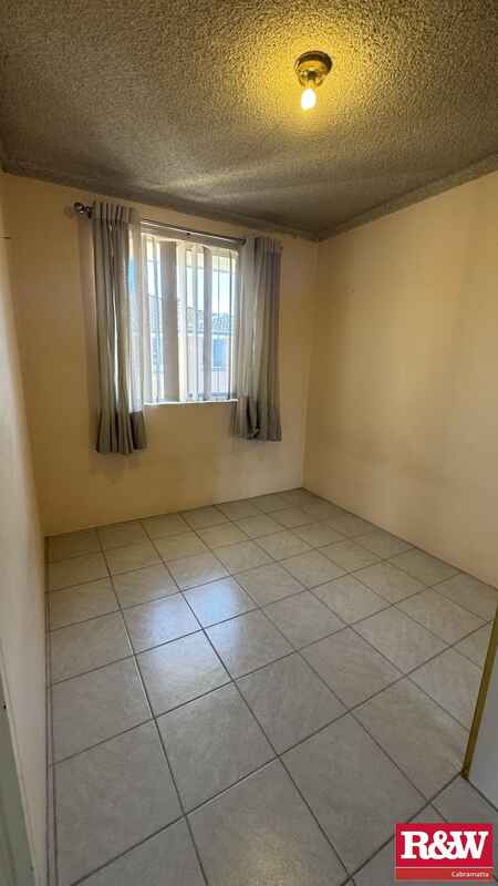 9/2 Equity Place Canley Vale