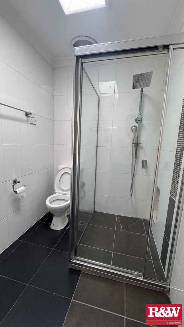 29 Kingarth Street Busby