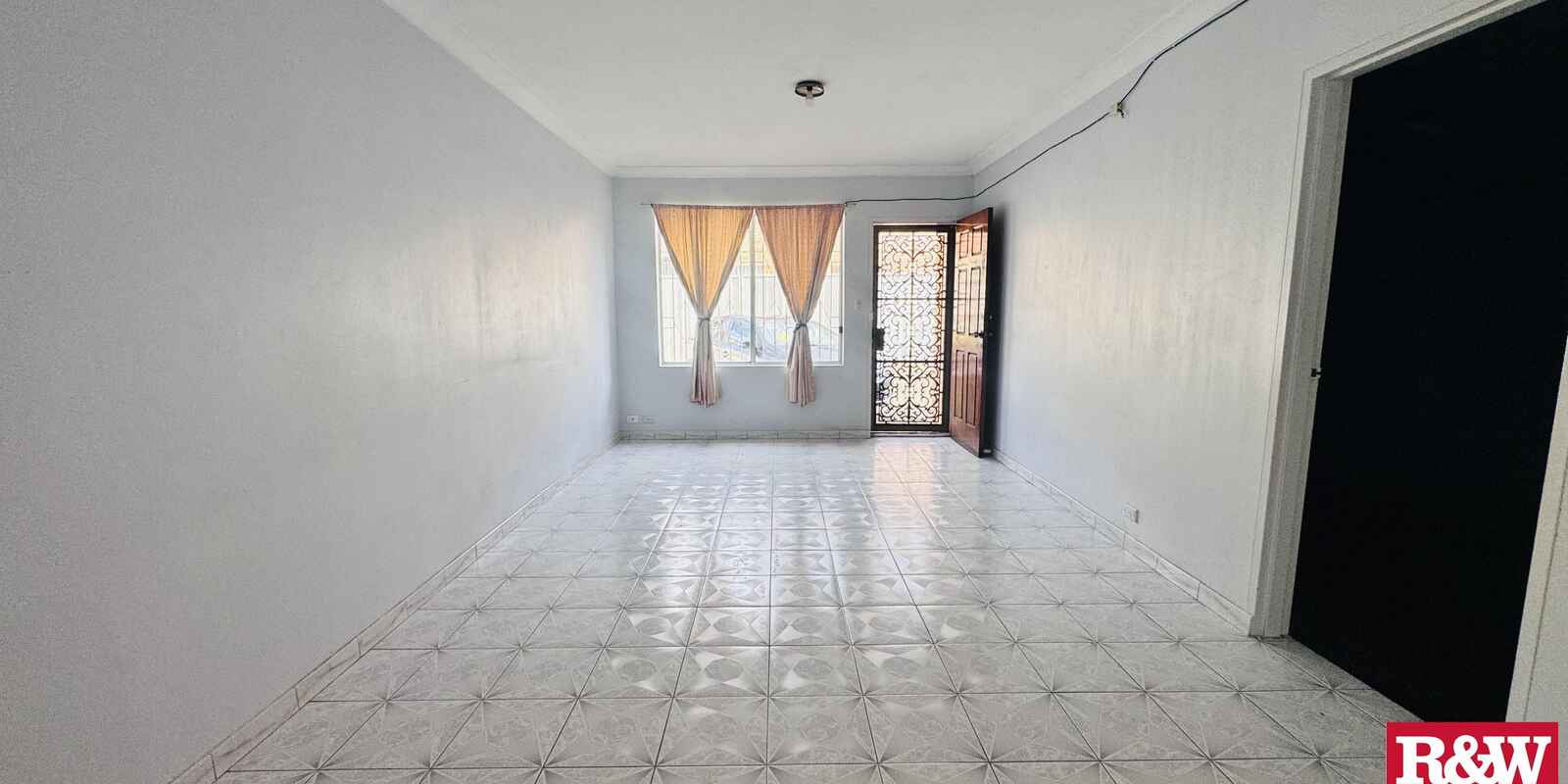 30/9-13 Hill Street Cabramatta