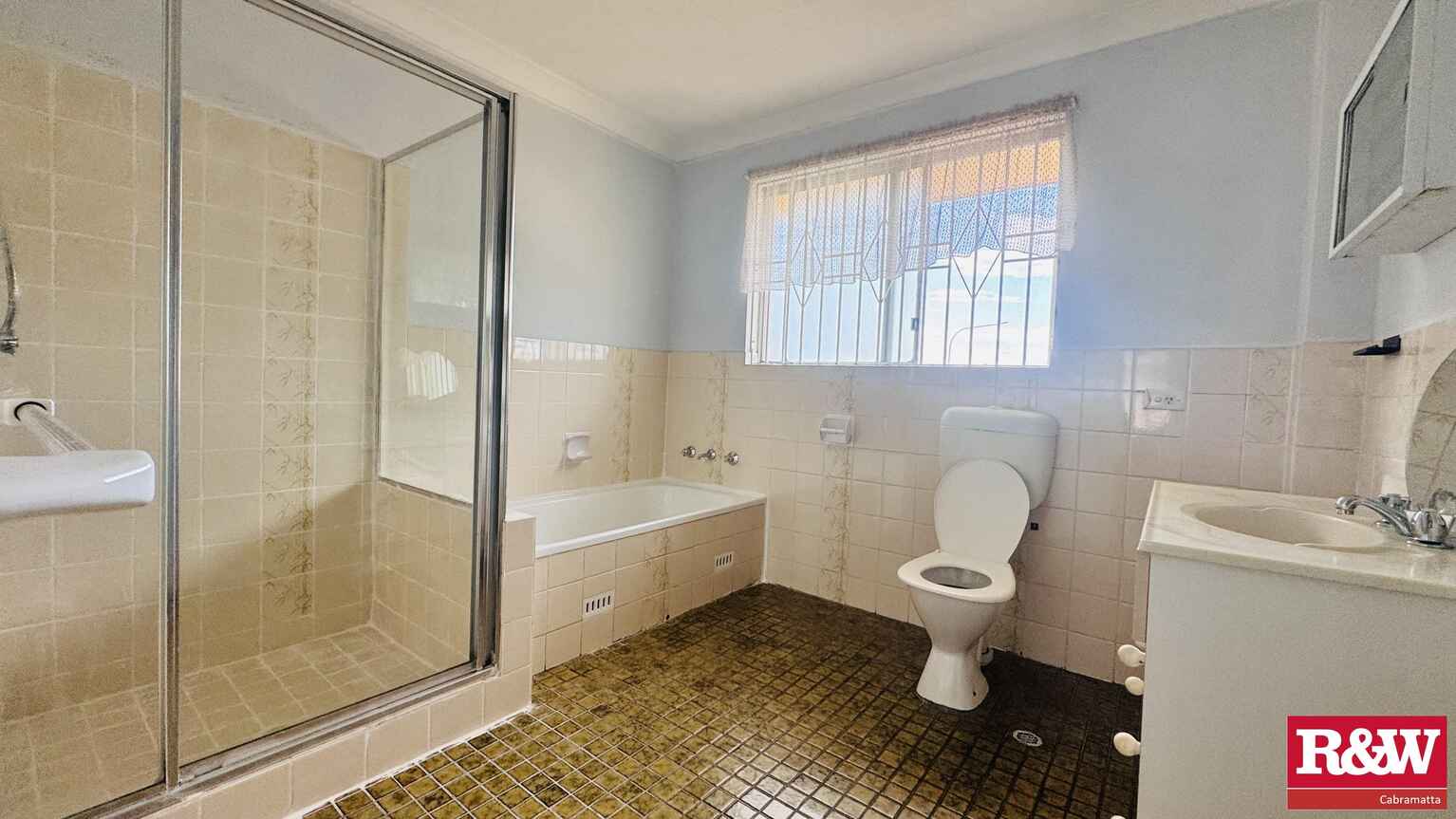 30/9-13 Hill Street Cabramatta