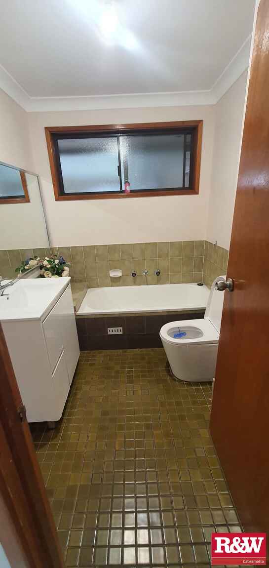 2 Hook Place Wakeley