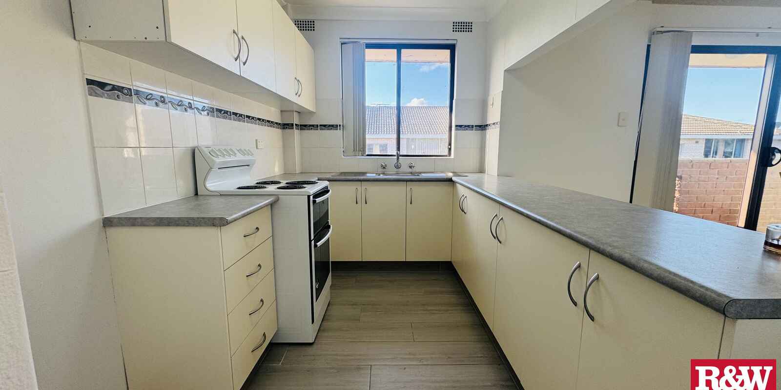 6/32 Hill Street Cabramatta