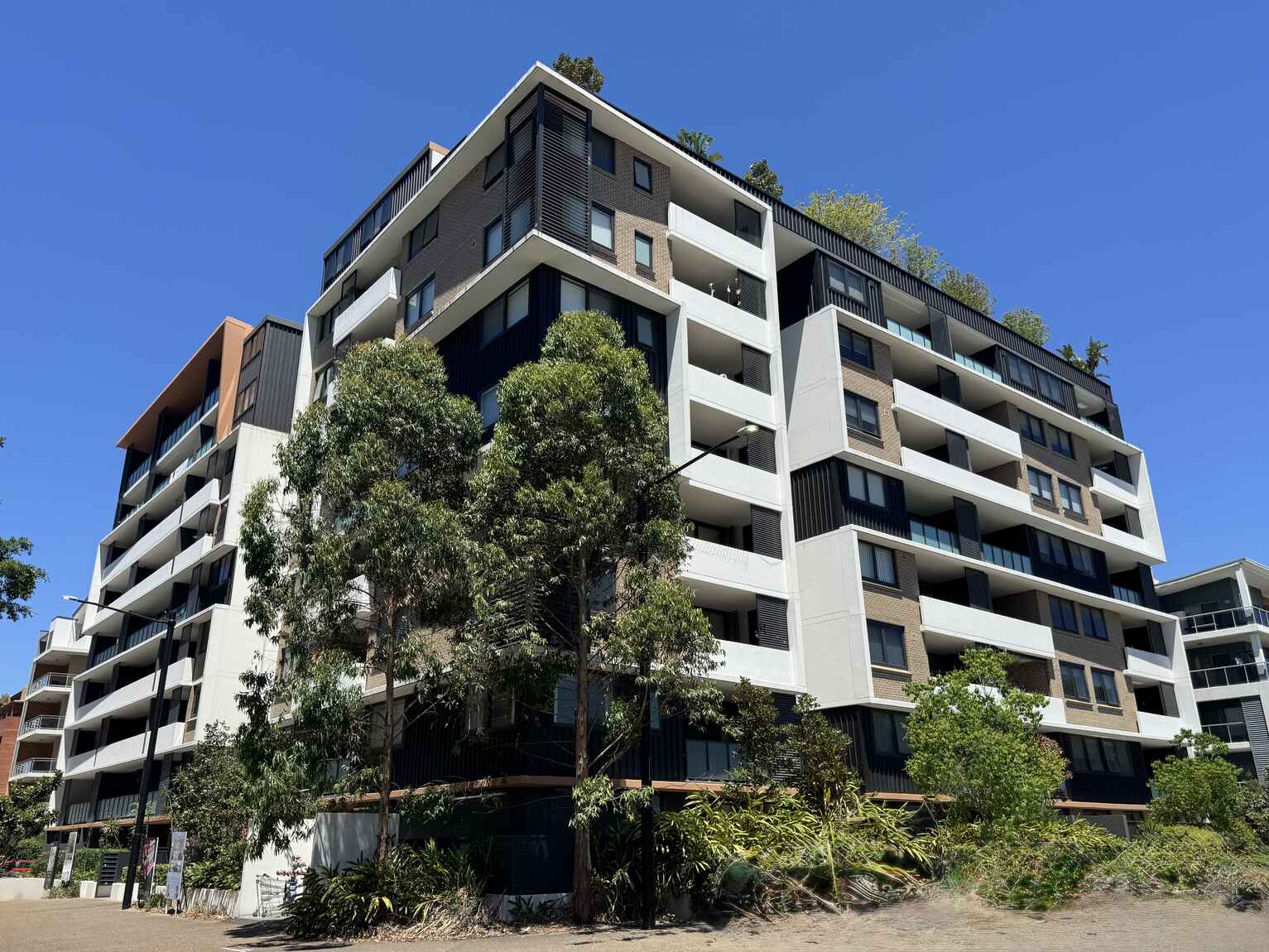 33/1 Bathurst Street, Liverpool