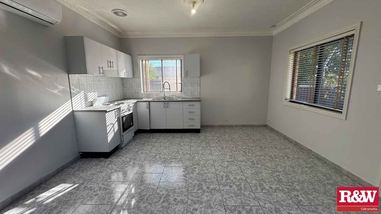 25a Paterson Crescent Fairfield West