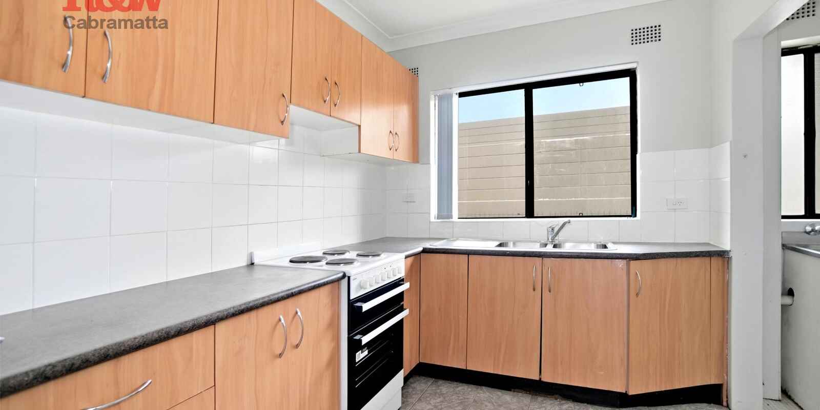 5/12 Pevensey Street Canley Vale