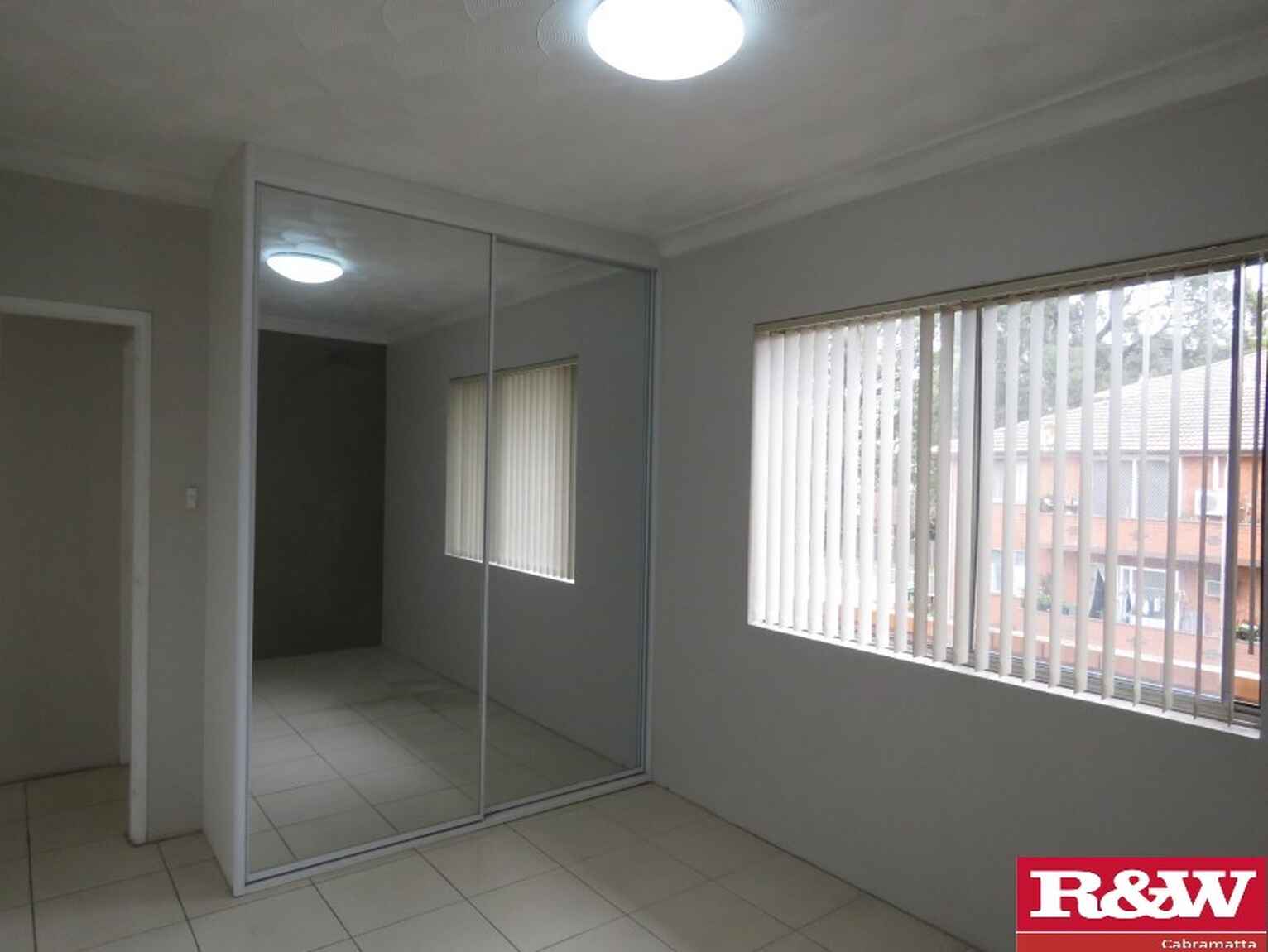 10/27 Park Road, Cabramatta