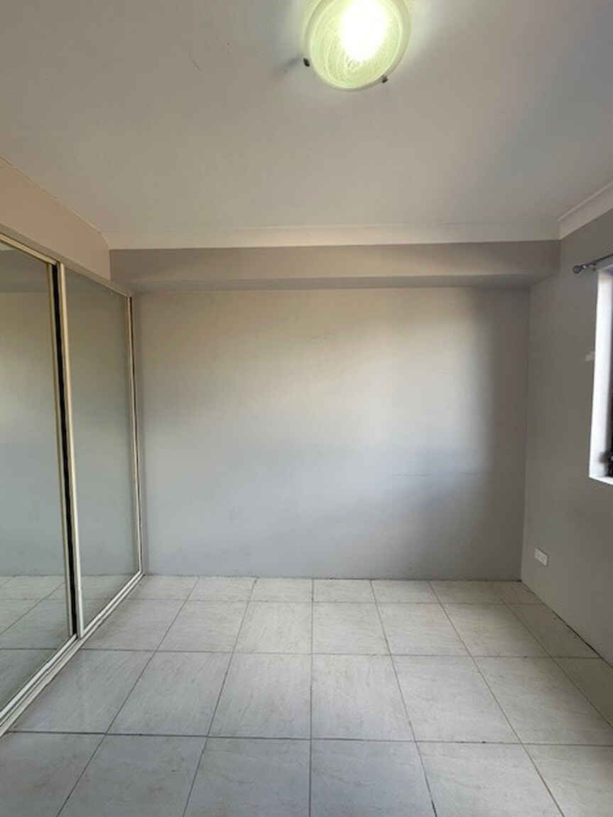 2/14-16 White Avenue Bankstown